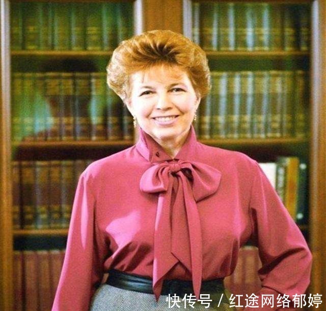 回忆录|苏联解体有无女人干政问题?戈尔巴乔夫在其回忆录说了一段话