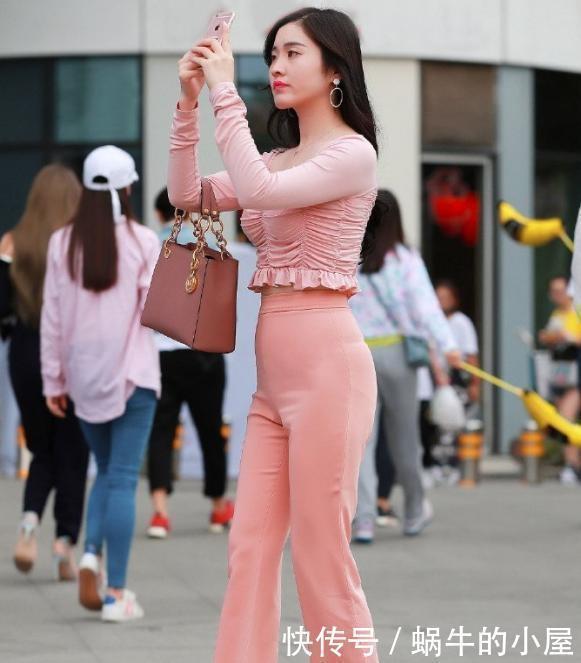 着装 选好适合自己的打底裤,着装就要选择时髦一点的,清凉舒适