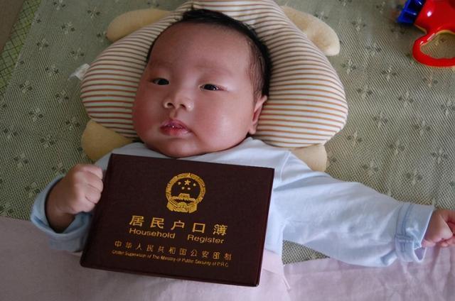 字词|爷爷叫夏日爸爸叫夏天,奶奶给孙子取了个名字,宝妈听后哭笑不得