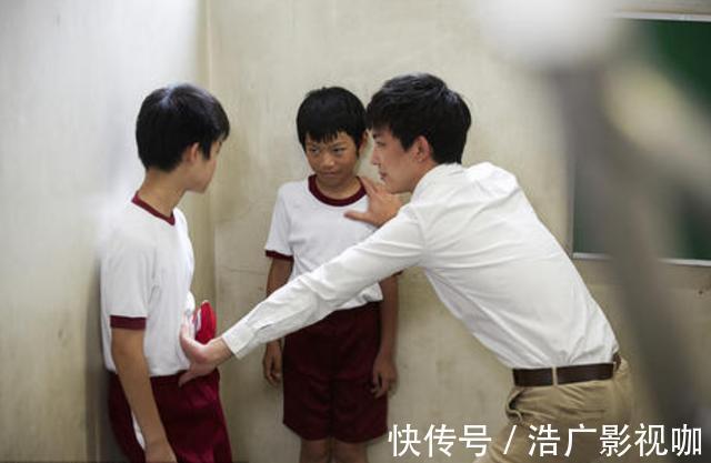 自卑|“你爸就是个扫大街的”,5岁男孩霸气回怼,全班人都竖起大拇指