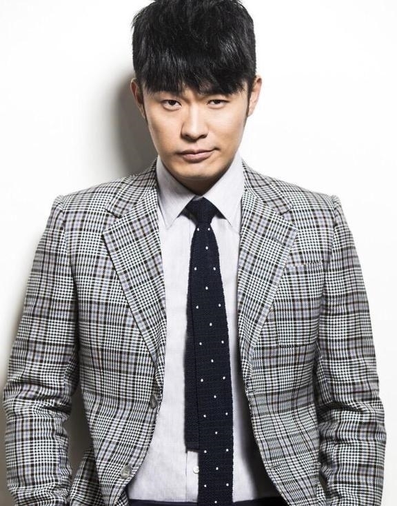 陈赫火锅店出事了！顾客被砸翻的锅底烧伤，要求赔偿7万遭到拒绝