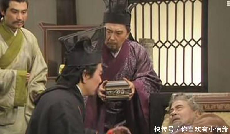 道破|刘备一个织席贩履之徒, 为何能够成为一方霸主 司马懿四个字道破玄机!