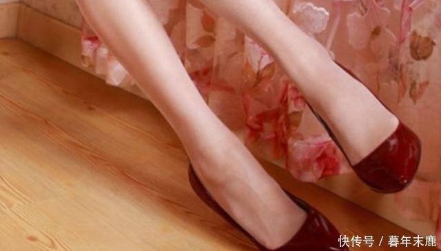 时尚:细跟鞋呈现出雅致的魅力,让女生的气质更显出众!