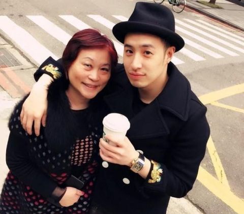 侯佩岑|與張韶涵同臺(tái)，潘瑋柏卻牽起了馮提莫的手，直言我媽媽欣賞不來(lái)她