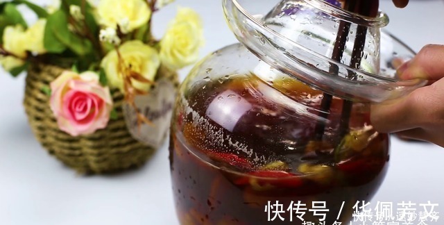 酸萝卜|冬天要多吃萝卜,教你饭店的秘制腌萝卜做法,酸甜微辣嘎嘣脆好吃