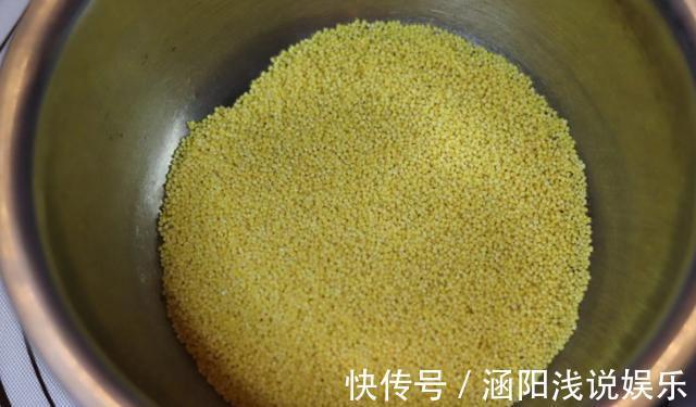 黄小米|儿子最近迷上它，家里有小米就能做，嘎嘣脆，吃一次就忘不了