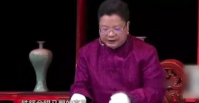 槊柄|小伙祖上曾救过大将军，获赠随身兵器，网友怀疑是盗墓所得！