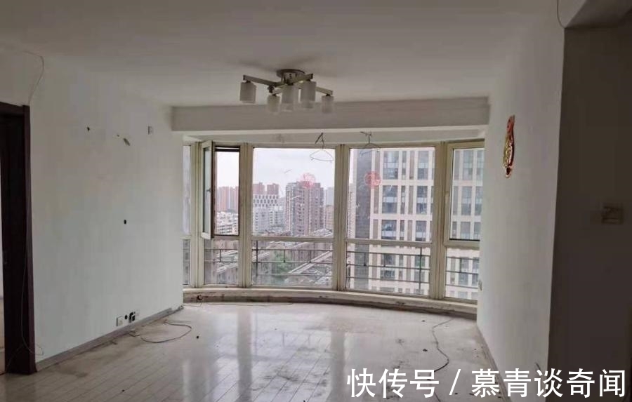 铁西区|辽宁省沈阳市铁西区一121平房产将拍卖，以61万元起拍，这房咋样