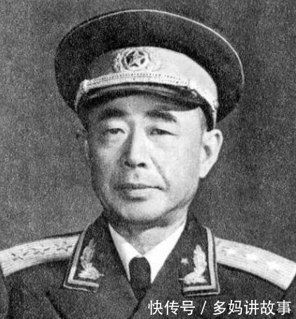 蒋介石|他是国军将领,起义后任兵团司令,主动降为军长,最后授衔上将