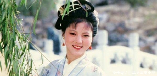 权宜之计|袭人和晴雯的不同命运告诉我们:做人,要懂得给自己留退路