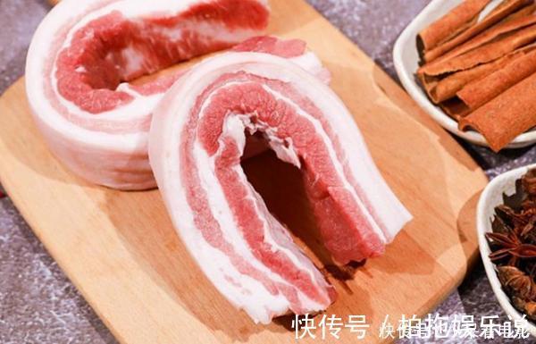 买五花肉,注意区分“上五花”和“下五花”,味道不一样,别买错