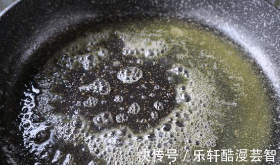 茶餐厅|解锁吐司新吃法,直接用黄油香煎,焦焦得特别好吃