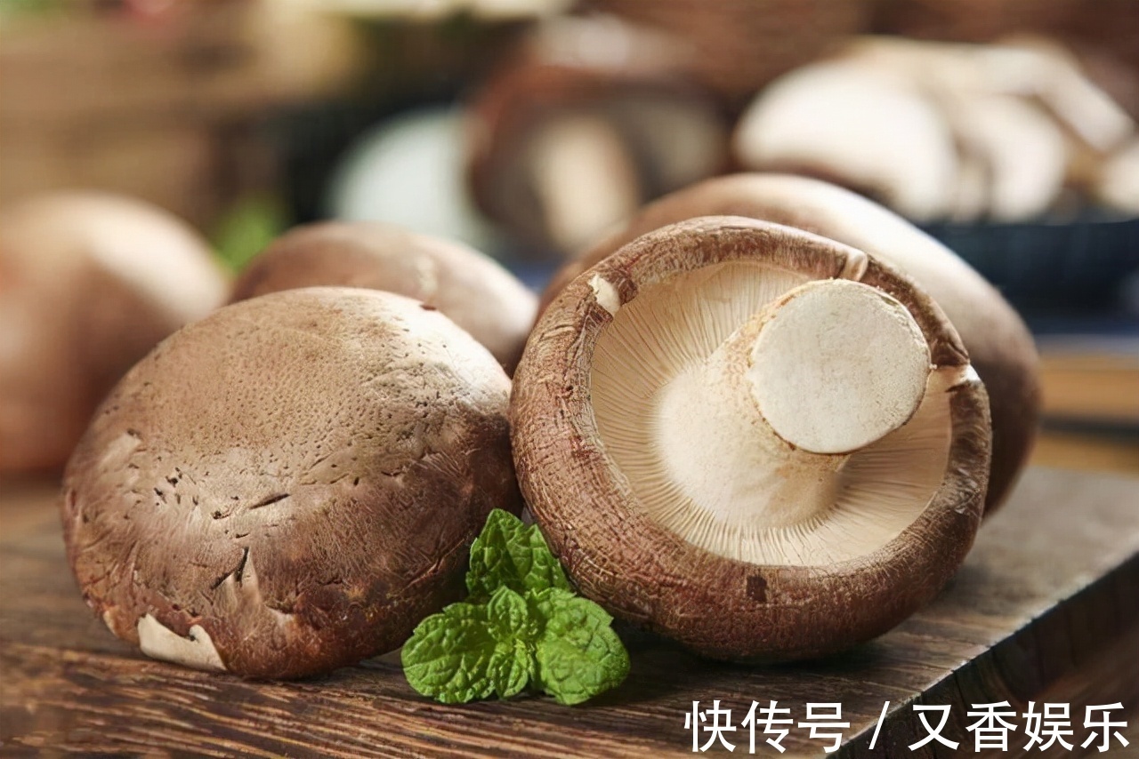 海鲜|女人出现妇科炎症,多吃这几种食物,早知道早调理