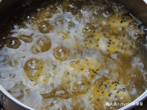 豆腐别再老一套了，教你创意新吃法，外脆里嫩，一盘不够吃