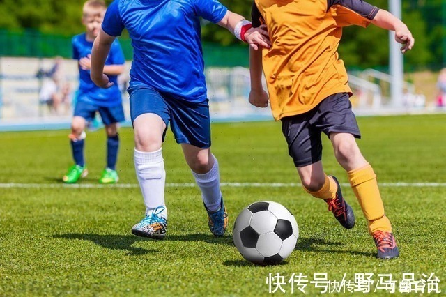 父母|五岁宝宝身高仅一米正常吗?父母粗心大意,毁掉的不止孩子的身高