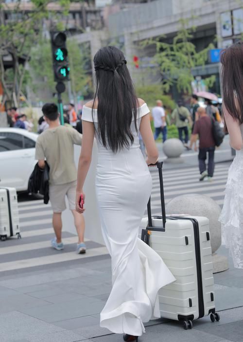 大街上遇到的模特和路人,会有多大的差距呢