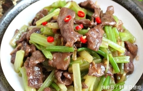 让你欲罢不能的下饭菜,简单一炒一拌,酸辣开胃,解馋身体健!