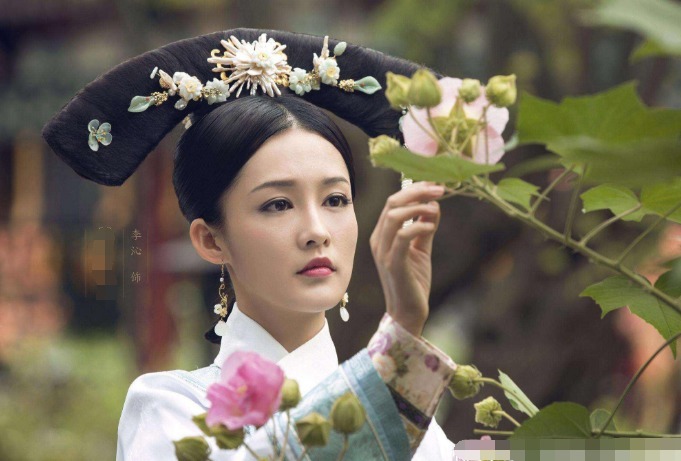 固伦荣宪公主|中国古代有位女子,穿龙袍下葬,武则天也仅仅是凤袍,这是为何