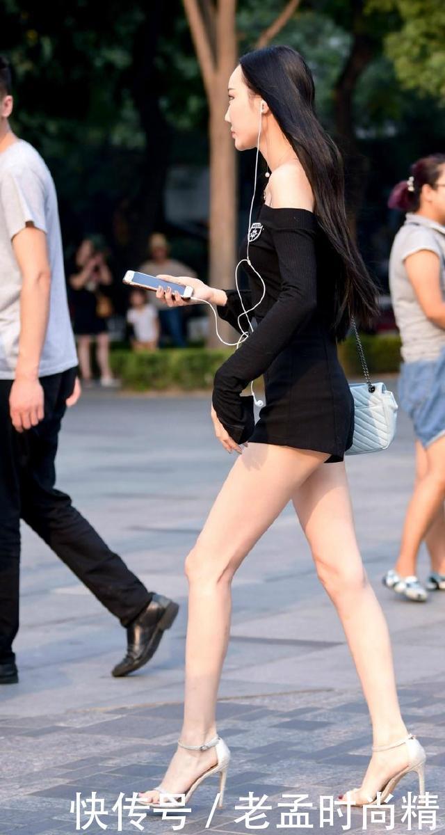 就别|街拍:腿这么长,就别穿那么高的一字带了,好歹给别的妹子留点机会啊