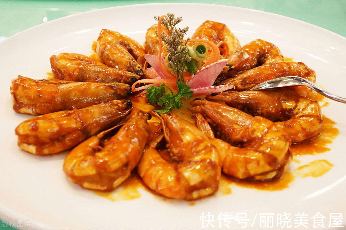 小米辣|4道凉菜,10道热菜,2碗汤,一桌丰盛的中秋晚宴,简单好吃没难度