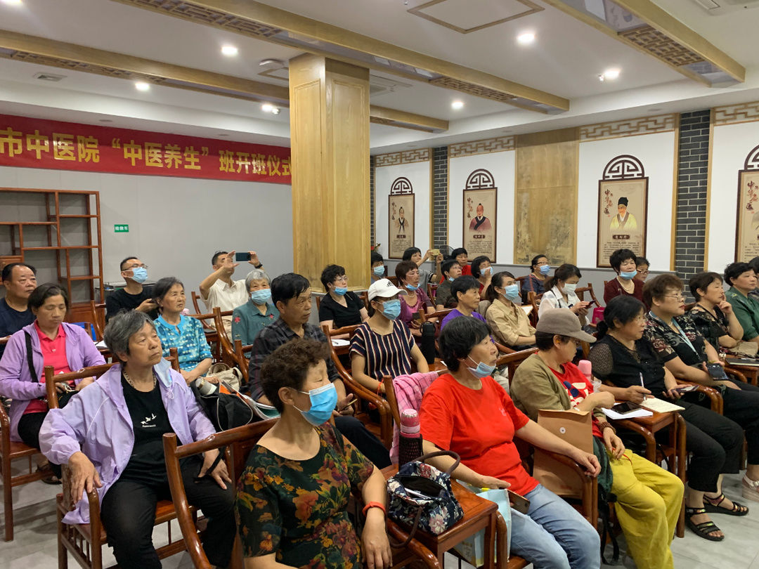 临海市中医院大型义诊活动|我为“七一”添光彩 服务百姓护健康 | 七一