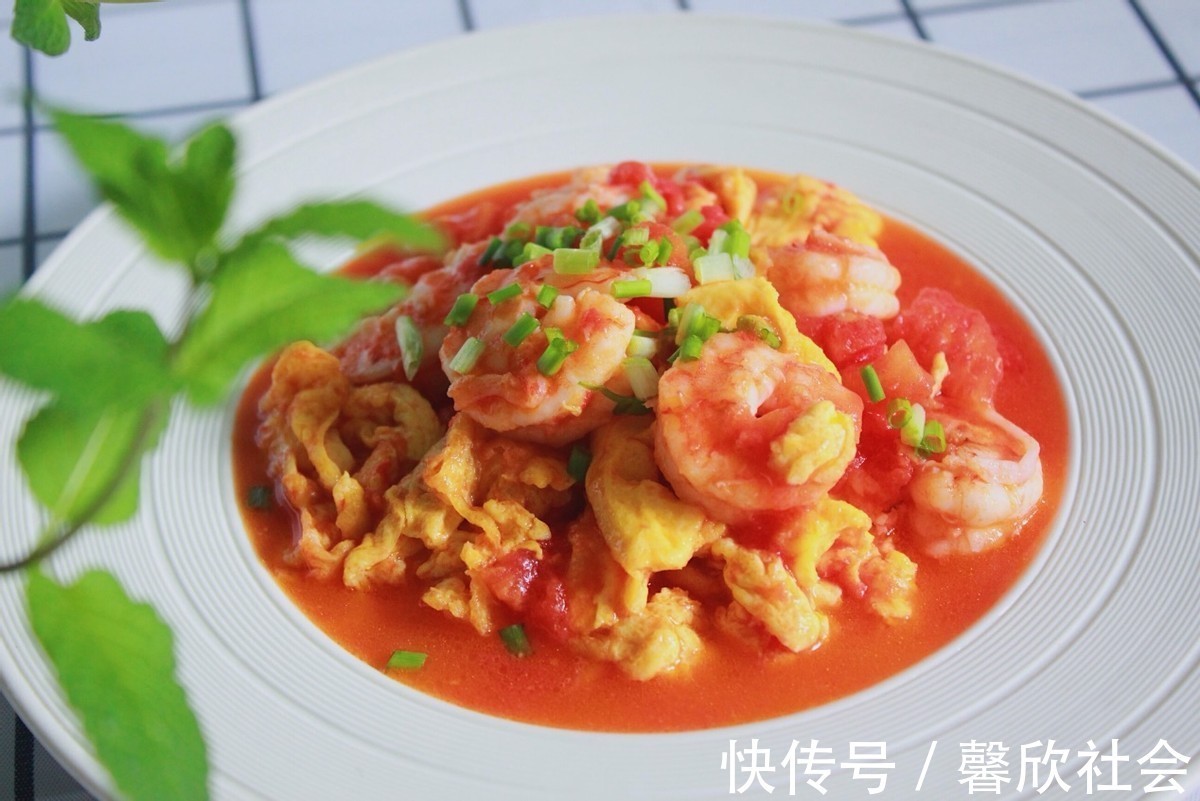 大人|番茄炒蛋时加入虾仁，味道更鲜美，营养更丰富，大人孩子都爱吃