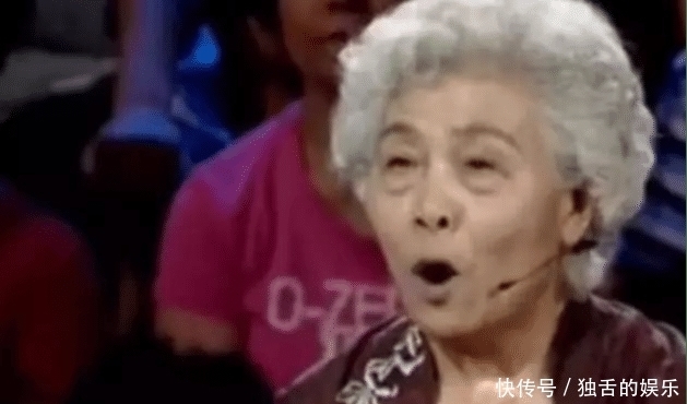 女子鉴宝万元纸币称值460万,专家说“你站稳,我估价”