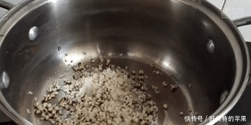 它是天然补脾宝,夏天要多吃,脸色红润显年轻,堪比敷十张面膜