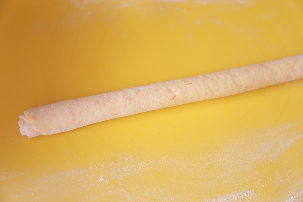 吃腻了白面馒头，试一试胡萝卜小馒头，孩子很喜欢，好吃又营养