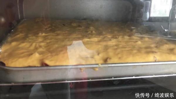 半个南瓜,1个鸡蛋,不用一滴水,比油条做法简单,比蛋糕还好吃