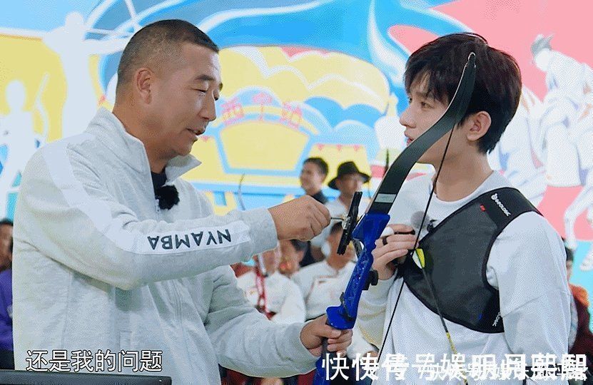 跑男这期节目可以笑一年,本是冲蔡徐坤来的,没想到被成毅吸引了