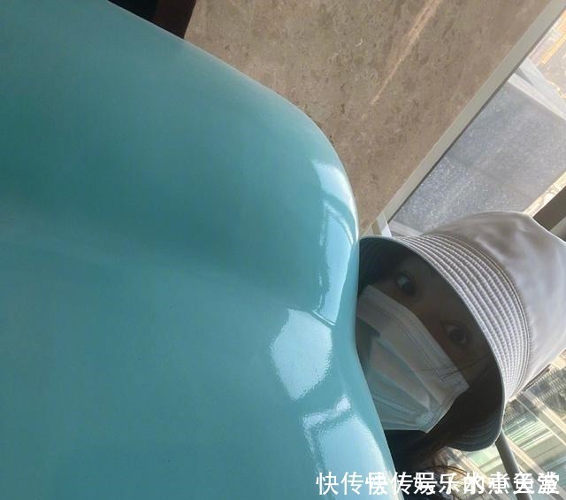 重回 郑爽重回追光学院,与哥哥们互动却遭无视,发文含两层真正用意