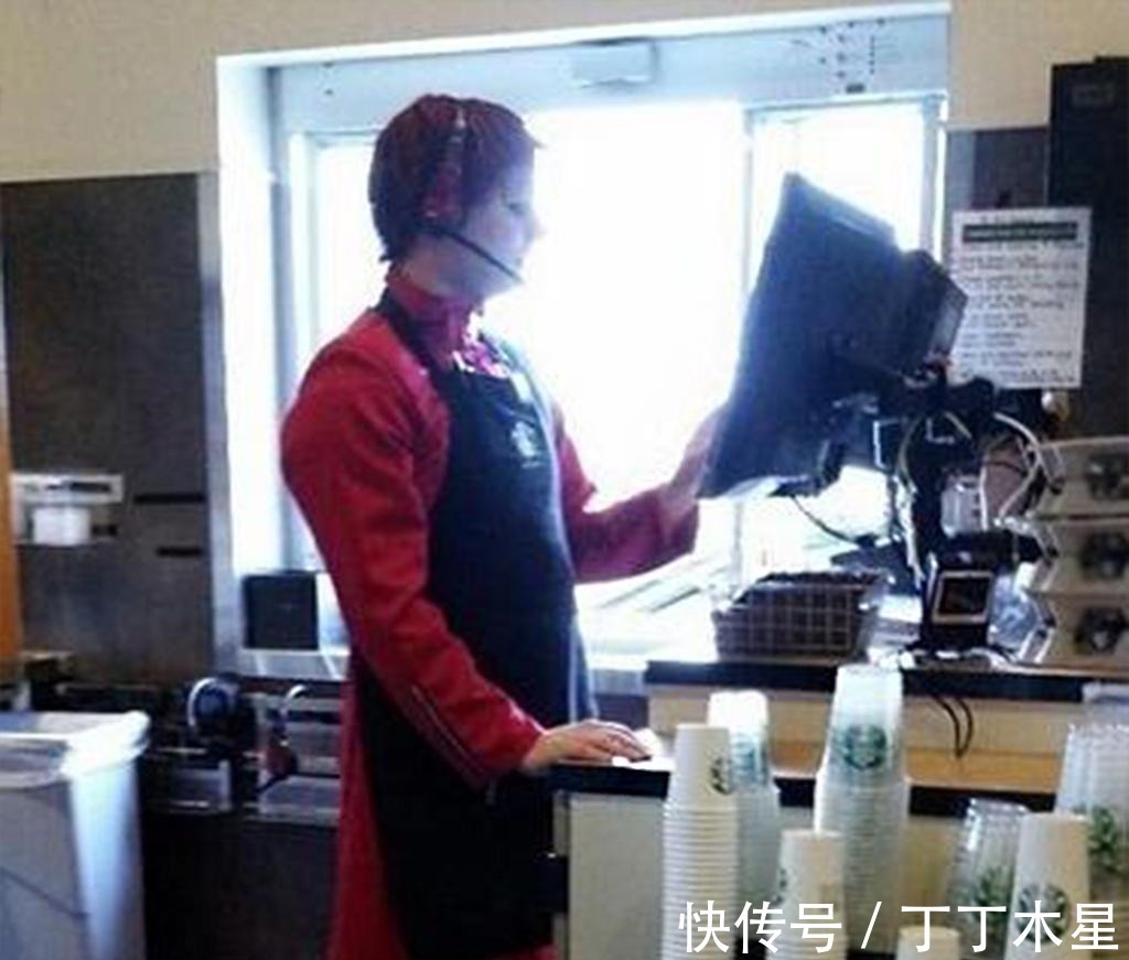 我爱罗|生活不易,忍者卖艺!说好的当“火影”很风光,没想到还是要搬砖