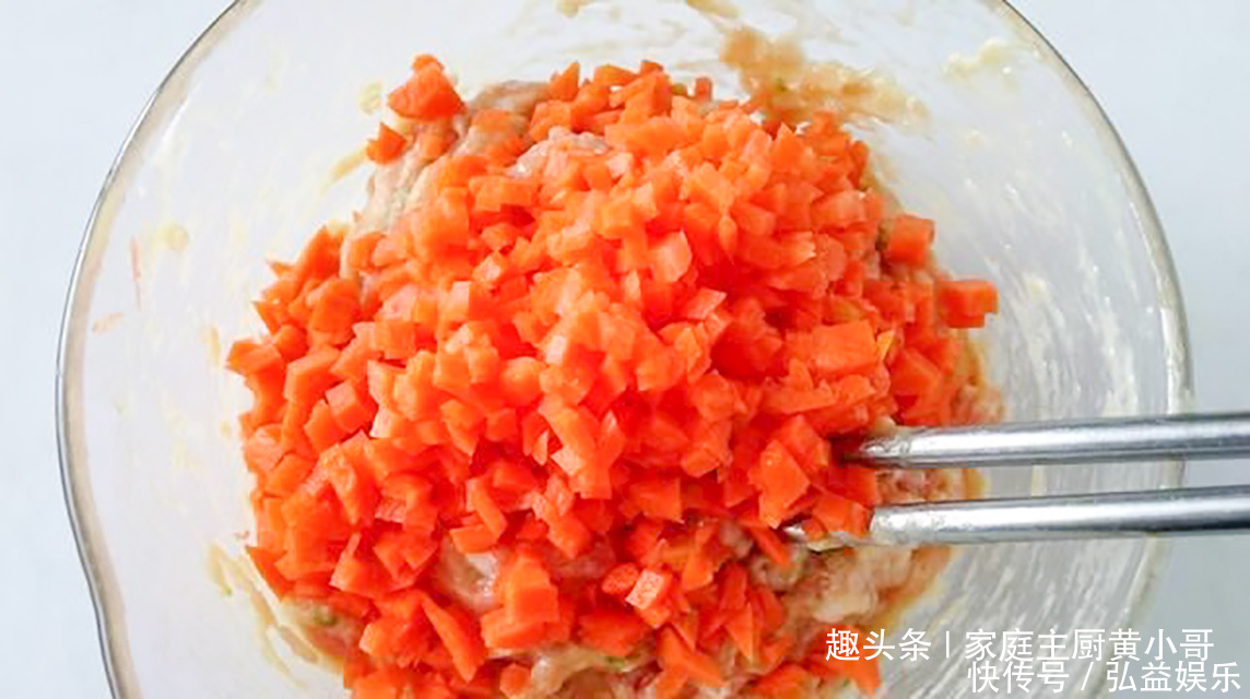 年夜饭,此硬菜少不了,好吃又好看,做法特简单,待客也有面儿