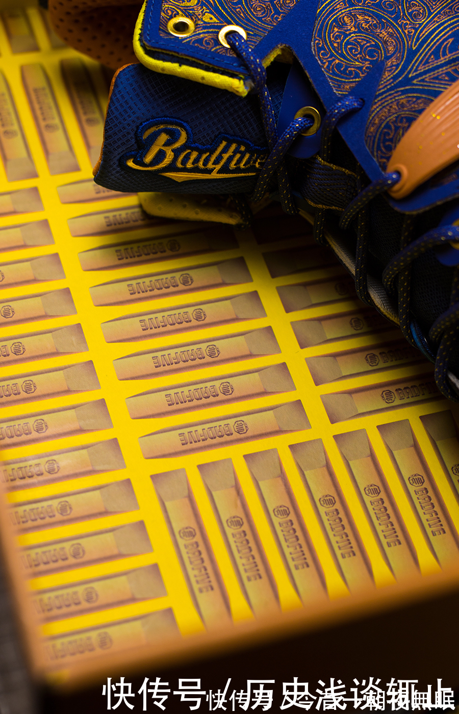 限定|看鞋盒就想要！果然这样有文化韵味的鞋，才配叫「中国限定」