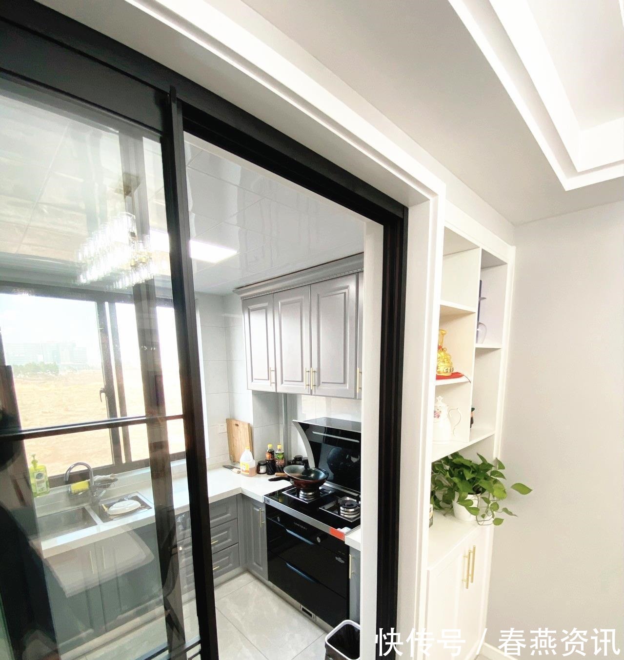 新房|终于乔迁新房了,130㎡现代风格装修,总共花25万,轻奢又大气