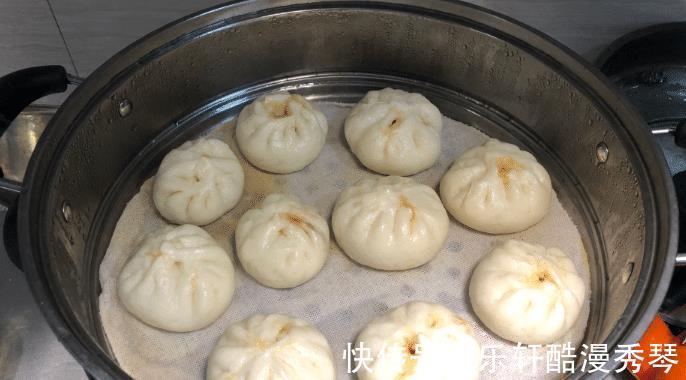 香菇|在家蒸包子，可以试试酱肉包，酱香味浓，比鲜肉包都好吃，快来学