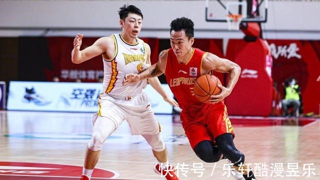 深圳队|“黑马”相遇山西男篮vs深圳男篮,深圳全民皆兵半场领先17分