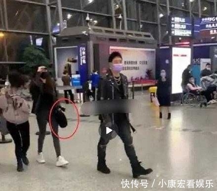 宣云|“天王嫂训练营”风波后，宣云晒照秀厨艺，潘玮柏火速评论破不和