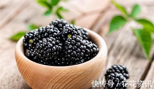 芹菜炒豆芽|聪明人喜欢吃3种食物,营养丰富、延缓衰老,好吃又不贵!