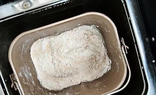 喜欢吃面包,隔几天就做一个,比蒸馒头都简单,喧软拉丝真好吃