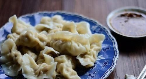 越来越多|如果你“流落街头饿得慌”摊边有这4种早餐,你会选择哪一种