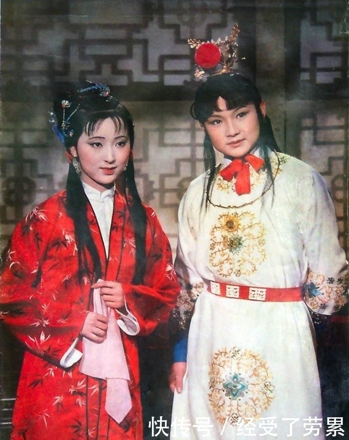 《红楼梦》里哪几个如花似玉的女子与贾宝玉的通灵宝玉有关联?