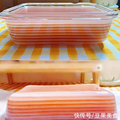 酸甜可口的蔓越莓椰汁千层马蹄糕~的技能必须get