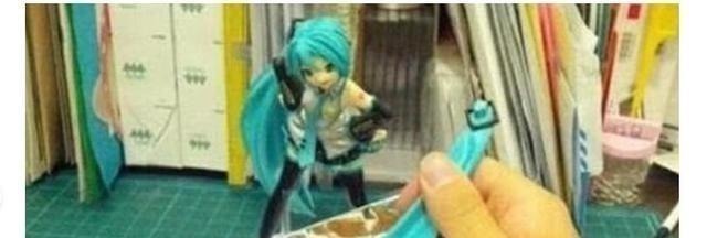 泡面|11区的网友脑洞奇葩,手办炸成“天妇罗”,看着都心疼!