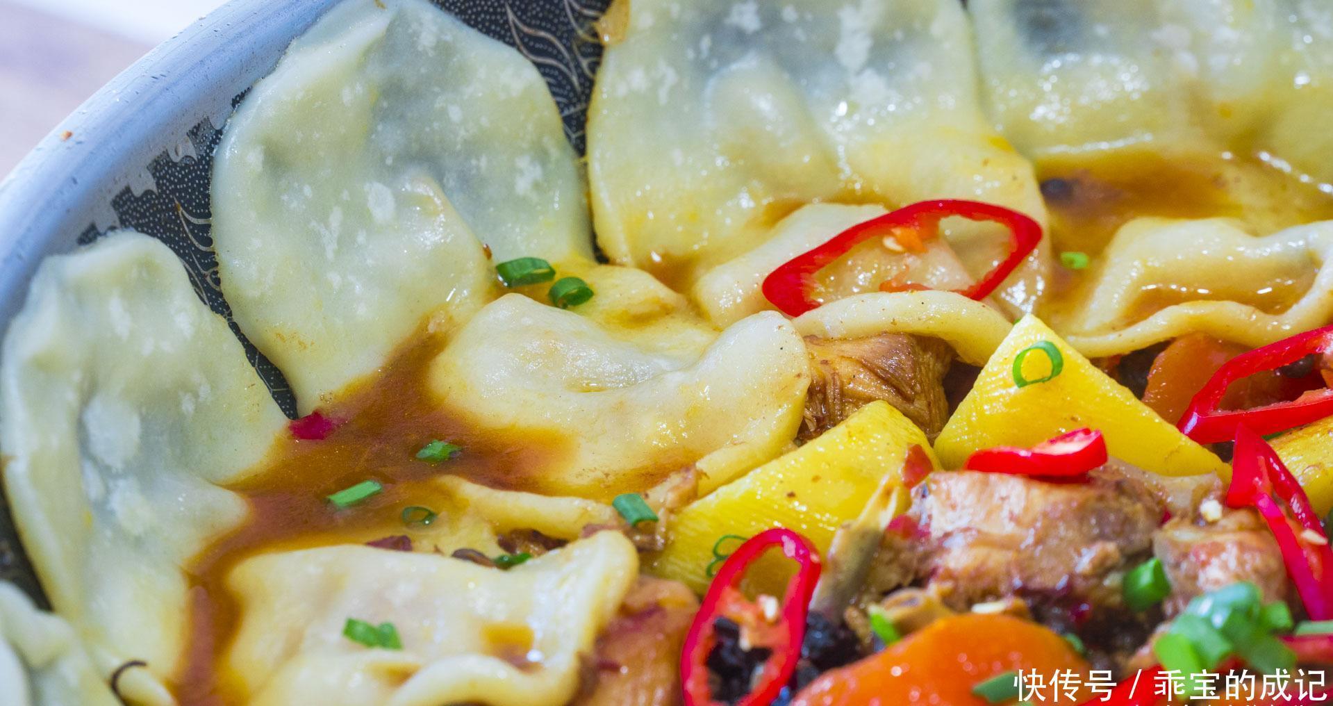 饼子|面食特色新吃法,不蒸不煎不油炸,锅里一贴,出锅满屋飘香,馋了