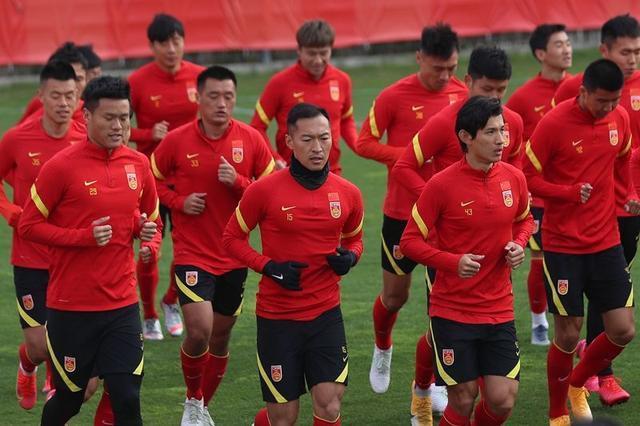 中国队|恭喜李霄鹏,阿兰,洛国富亲承归队,国足对战日本有望爆冷