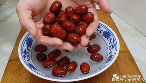 椰蓉粉|半斤红枣，1斤糯米，蒸一蒸包一包，比粽子还好吃，个个香糯不粘牙