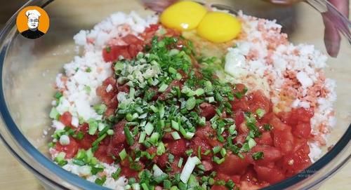 番茄|早餐别买着吃了,1个番茄,2个馒头,一搅一煎,简单快速又营养