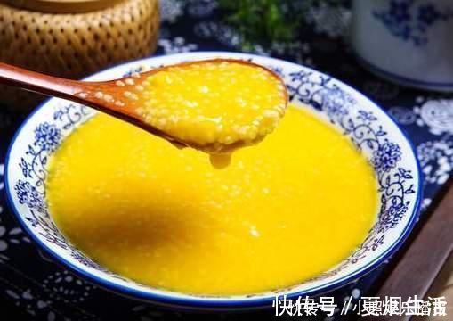 熬小米粥有窍门,不能直接加水煮,牢牢记住2点,米粥又香又浓稠